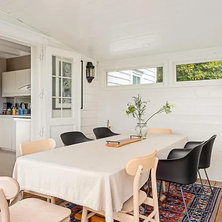 Dinbnb Homes I Luxury With Hot Tub & Views Villa