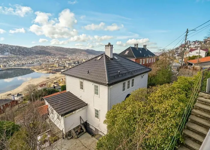 Willa Dinbnb Homes I Luxury With Hot Tub & Views Bergen