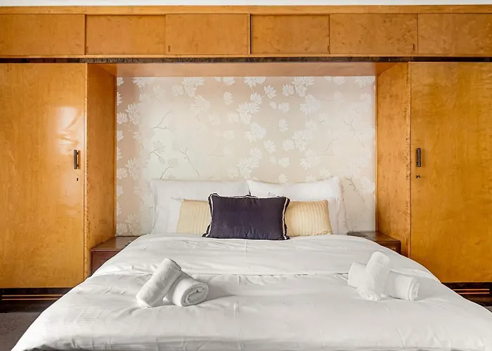 Dinbnb Homes I Luxury With Hot Tub & Views * Bergen