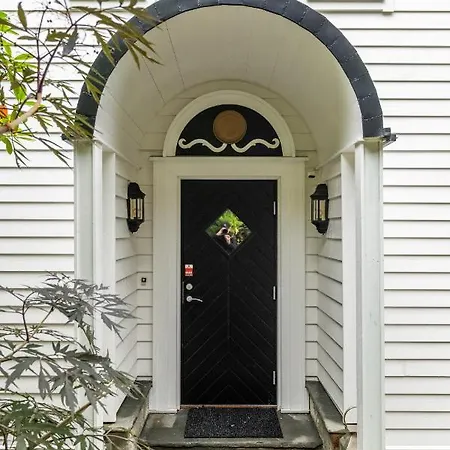 Dinbnb Homes I Luxury With Hot Tub & Views Willa