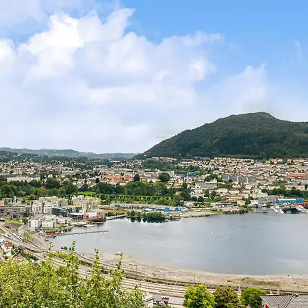 Dinbnb Homes I Luxury With Hot Tub & Views וילה