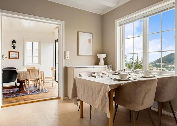 Dinbnb Homes I Luxury With Hot Tub & Views Villa *