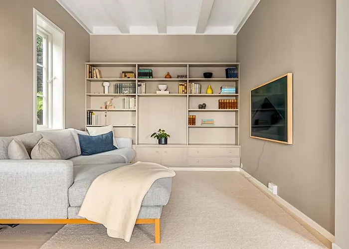 וילה Dinbnb Homes I Luxury With Hot Tub & Views *