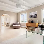 Dinbnb Homes I Luxury With Hot Tub & Views 빌라 베르겐