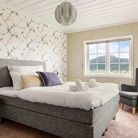 빌라 Dinbnb Homes I Luxury With Hot Tub & Views